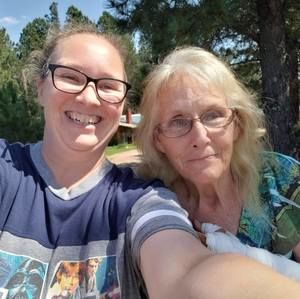 Meet your Posher, Beth